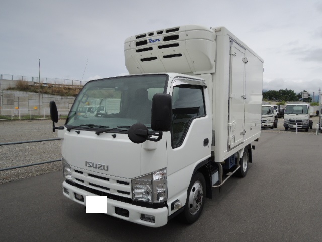 エルフ４WD低温仕様冷凍バン